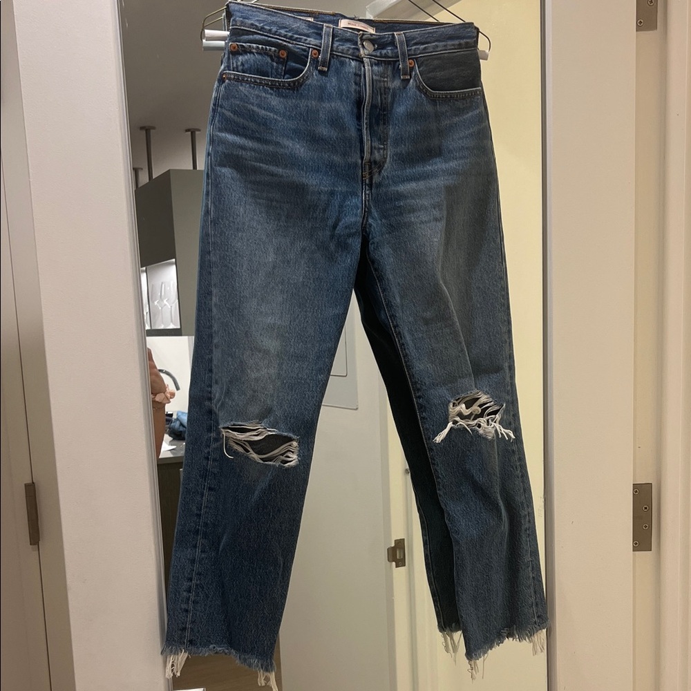 Levi women’s jeans- wedgie straight